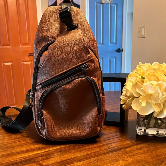 Milan USB Charging Connector Port Anti-Theft Daypack Crossbody Sling Backpack - Picture 1 of 9